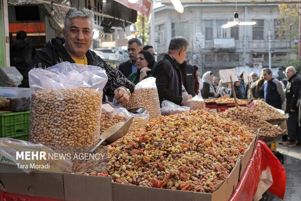 بازار شب یلدا در گیلان زیر ذره‌بین ناظران؛ با سودجویان برخورد می شود