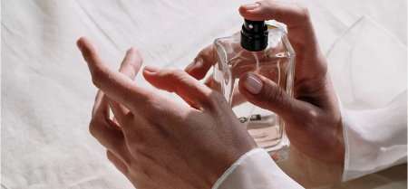 زمان مناسب تمدید عطر و ادکلن و نکات ماندگاری بیشتر رایحه