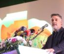 زنان نقش مهمی در جامعه دارند زنان نقش مهمی در جامعه دارند