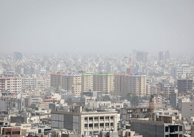 شاخص آلودگی هوای اصفهان امروز جمعه ۵ دی ۱۴۰۴/ اصفهان در وضعیت قرمز قرار گرفت
