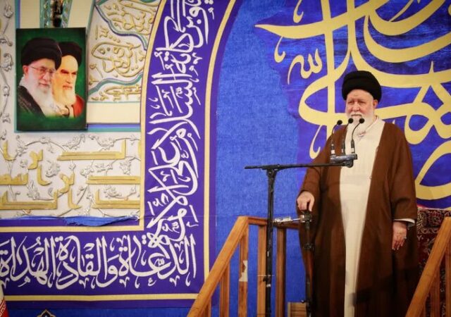علم الهدی: «تولید تردید» راهبرد اصلی دشمن در جنگ امروز است