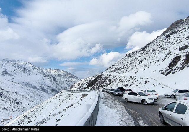 فرماندار فیروزکوه: تمامی محورهای مواصلاتی فیروزکوه باز است