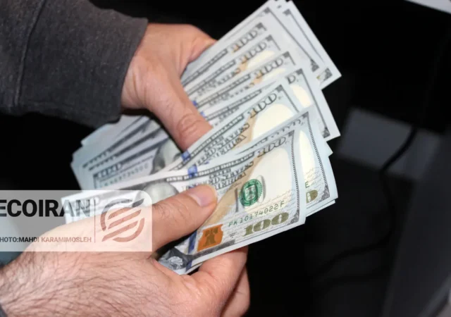 قیمت دلار امروز یکشنبه 30 آذر/ دلار ریزشی شد؟ + جدول