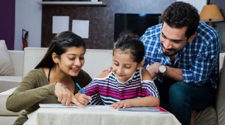 نقش کلیدی والدین در شکل‌گیری شخصیت فرزندان