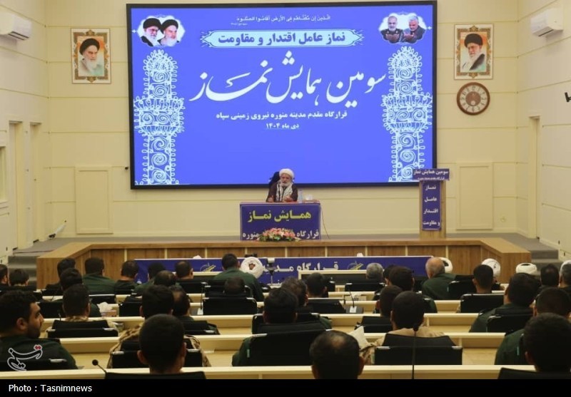 نماز عامل اقتدار و مقاومت در مکتب جهاد و ولایت نماز عامل اقتدار و مقاومت در مکتب جهاد و ولایت