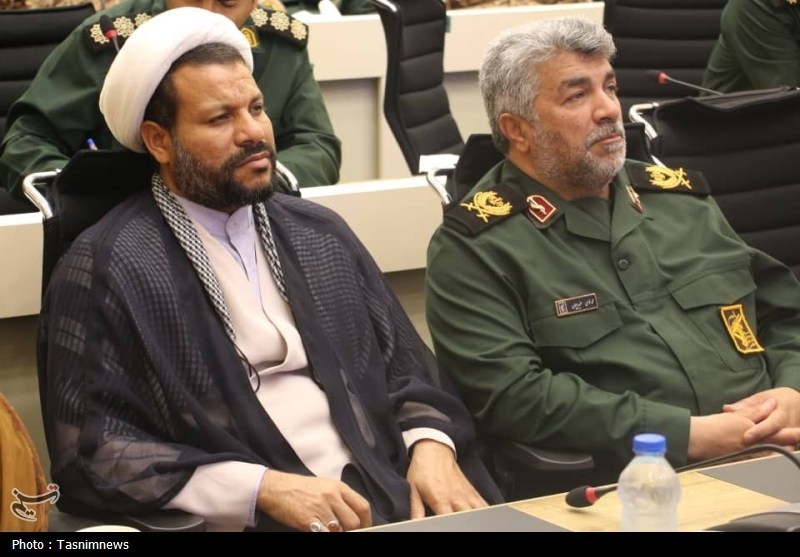 نماز عامل اقتدار و مقاومت در مکتب جهاد و ولایت نماز عامل اقتدار و مقاومت در مکتب جهاد و ولایت
