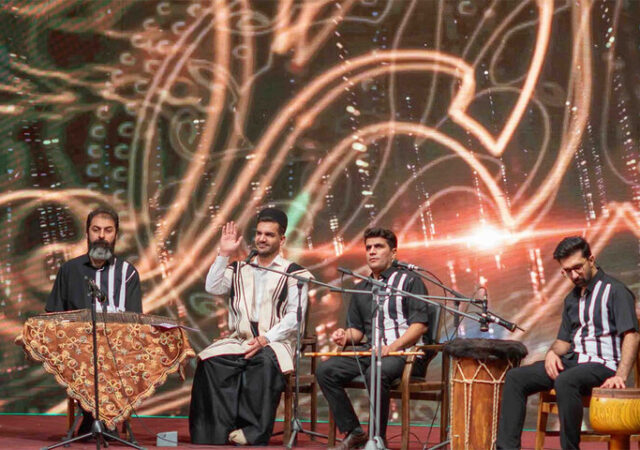 پایان جشنواره فرهنگی «بلوط» با تجلیل از ورزشکاران و هنرمندان