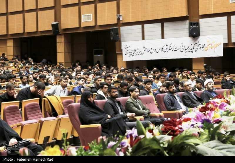 پنجمین دوره «راهیان مقاومت» با حضور دانشجویان دانشگاه فرهنگیان هرمزگان آغاز شد پنجمین دوره «راهیان مقاومت» با حضور دانشجویان دانشگاه فرهنگیان هرمزگان آغاز شد