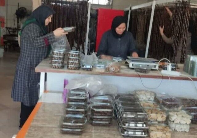 کارآفرینی از دل سنت؛ بانویی که اشتغال را به فرهنگ بومی گره زد