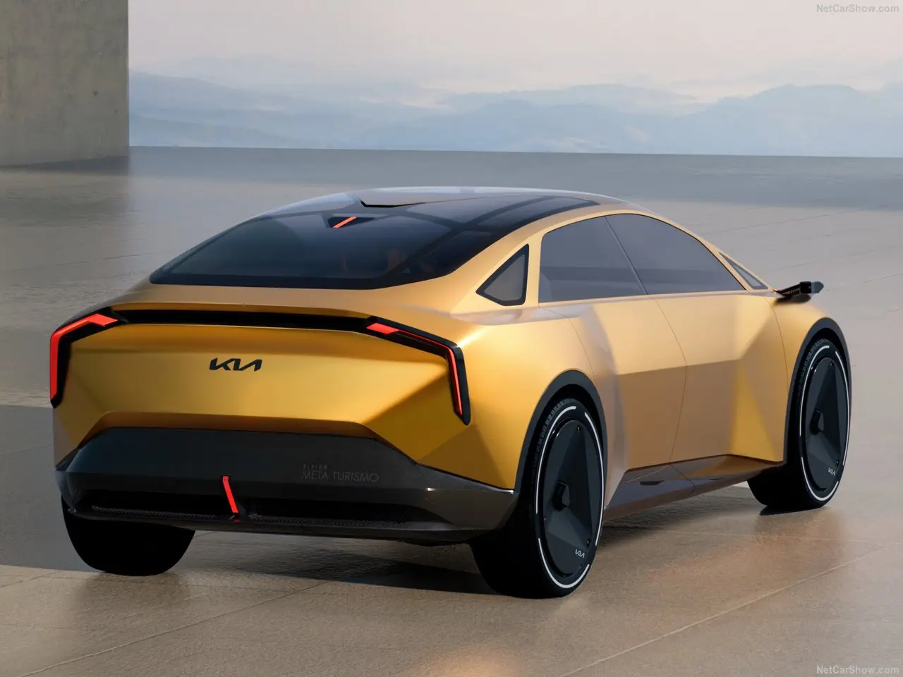 کیا ویژن متا توریسمو kia