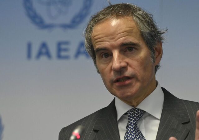 گروسی: ایران ابزار ساخت بمب هسته‌ای را دارد / مذاکره باید ادامه پیدا کند