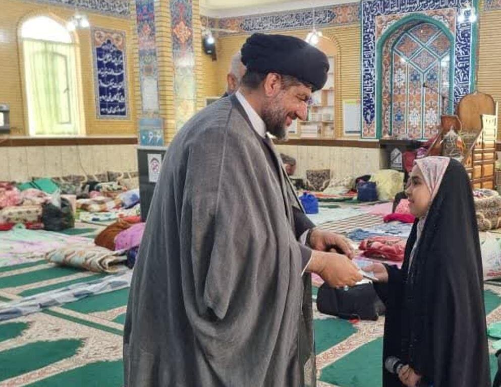 امام جمعه گناوه:اعتکاف فرصت تربیتی و معنوی برای تقویت ارتباط باخدا است امام جمعه گناوه:اعتکاف فرصت تربیتی و معنوی برای تقویت ارتباط باخدا است