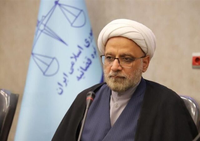 واگذاری زمین باید قانونی و عادلانه باشد