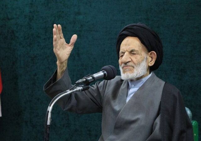 آیت‌الله عبادی: نیروهای مسلح و بصیرت مردم توطئه‌های دشمن را خنثی کرد