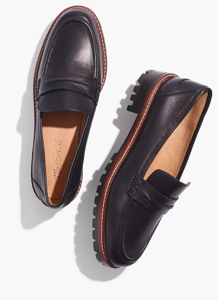 بهترین کفش ها برای شلوار مام استایل,آشنایی با انواع کفش های مناسب شلوار مام استایل,آشنایی با انواع کفش مناسب شلوار مام استایل