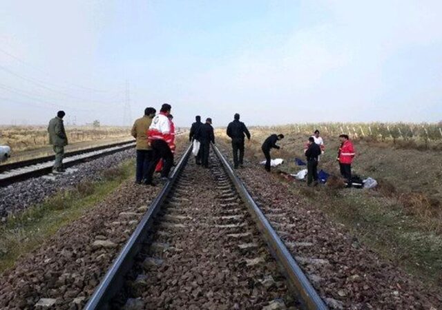 جزئیات هولناک از برخورد مرگبار قطار با عابر در قم