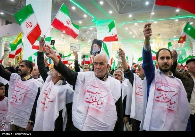 دانشگاهیان قزوین با رهبری تجدید بیعت می‌کند