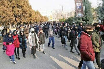 سایه تعطیلی بر سر دانشگاه‌ها؛ بازگشت به کلاس یا تداوم آموزش مجازی؟