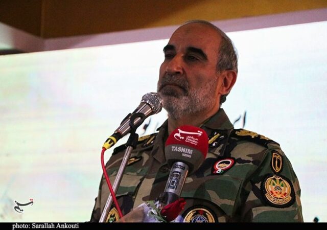 فرمانده نیروی زمینی ارتش: با پیوستن ارتش به انقلاب کمر طاغوت شکست