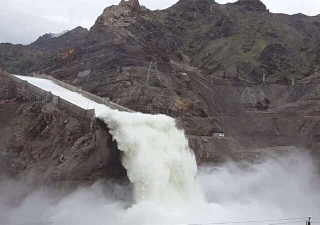 4 سد کرمانشاه سرریز کرد؛ 70 درصد مخازن سدها پر شد