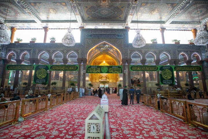 آذین بندی حرم امام حسین(ع) در سالروز ولادت امام رضا(ع)+تصاویر