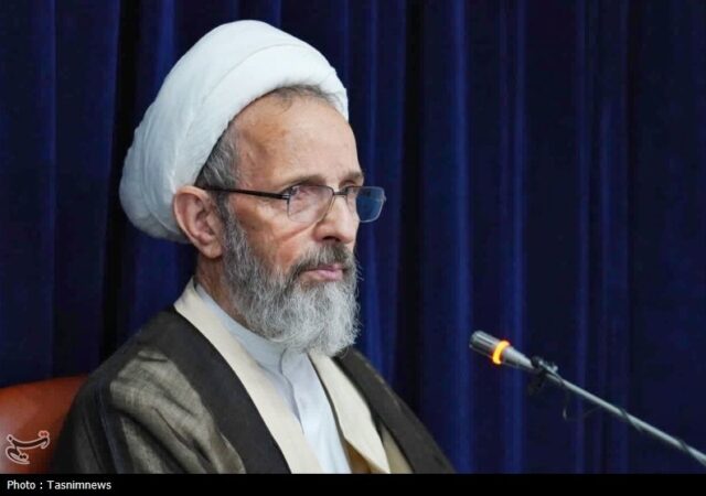 آیت‌الله رجبی: پیروز میدان شدیم/آمریکا می‌خواهد حضور مردم را کمرنگ کند