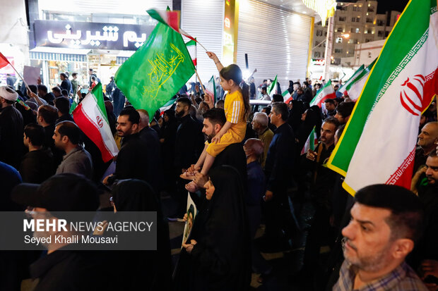 اجتماع مردم «زاهدان» در پنجاه و سومین شب از شهادت قائد امت