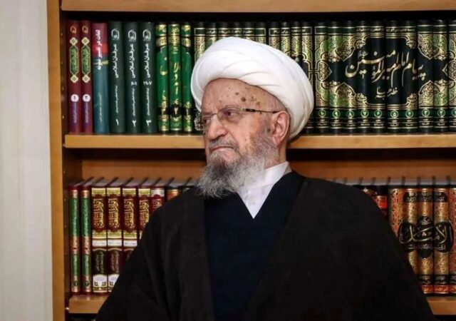 استفتا از مکارم‌شیرازی درباره تشرف به حج امسال با توجه به شرایط جنگی