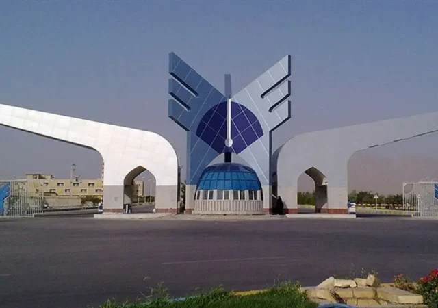 اطلاعیه معاونت پژوهشی دانشکده آزاد صادر شد/ تعیین تکلیف جدید درباره نحوه دفاع از پایان نامه غیرحضوری