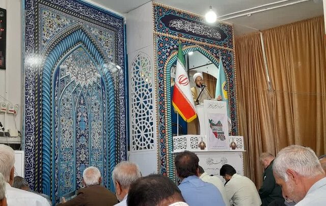 امام جمعه خلیل‌آباد: کارگران ستون فقرات جامعه هستند