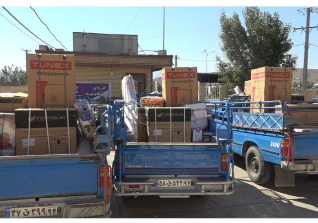 اهدای جهیزیه به مددجویان بهزیستی سنقروکلیایی