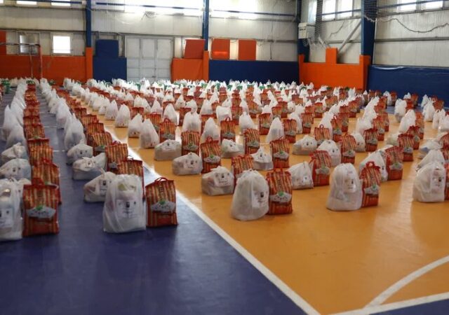 توزیع ۵۲۰ بسته معیشتی در بیرجند