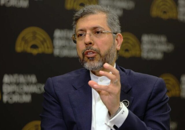 توضیح معاون عراقچی درمورد خبر ارسال اورانیوم غنی‌شده ایران به آمریکا