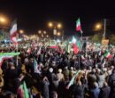 دشمن برای نجات از شکست، در حال دست و پا زدن است دشمن برای نجات از شکست، در حال دست و پا زدن است