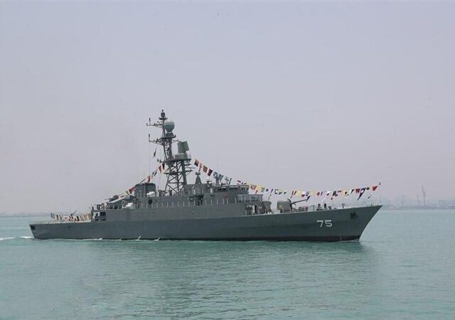 روایتی از حمله ناجوانمردانه آمریکا به ناو دنا در اقیانوس هند‌