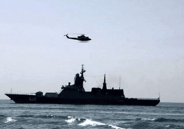 شکست محاصره دریایی آمریکا/ عبور نفتکش غول‌پیکر ایران از تنگه هرمز