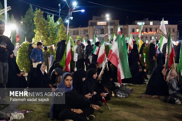 صدای دفاع از وطن مردم باغیرت رزن در خیابان‌ها