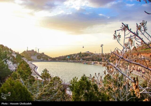 طراوت عینالی و رقص شکوفه‌ها؛ ثبت قاب‌های امیدبخش فردای بارش‌ بهاری