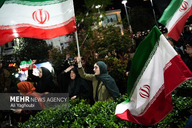 لنگرود باز هم خروشید؛ رجزهای کوبنده برای دشمنان نظام