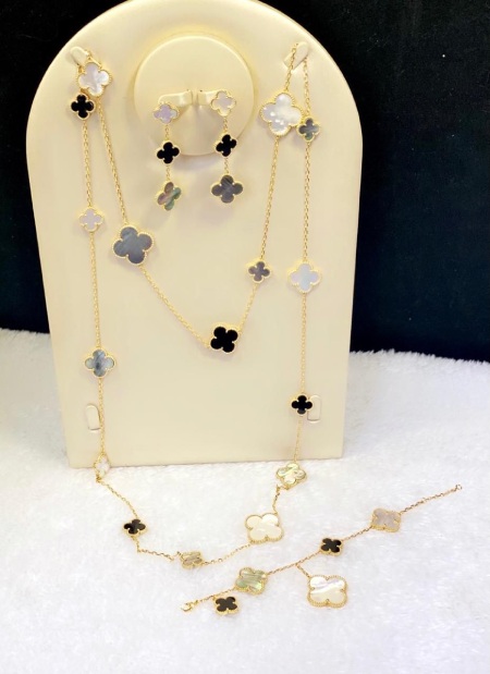 شیک ترین مدل سرویس طلا مستر کوالیتی ون کلیف