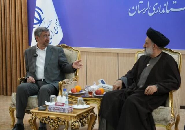 مدیران را برای رسیدگی به امور خانواده شهدا و جانبازان «به خط» کرده‌ایم