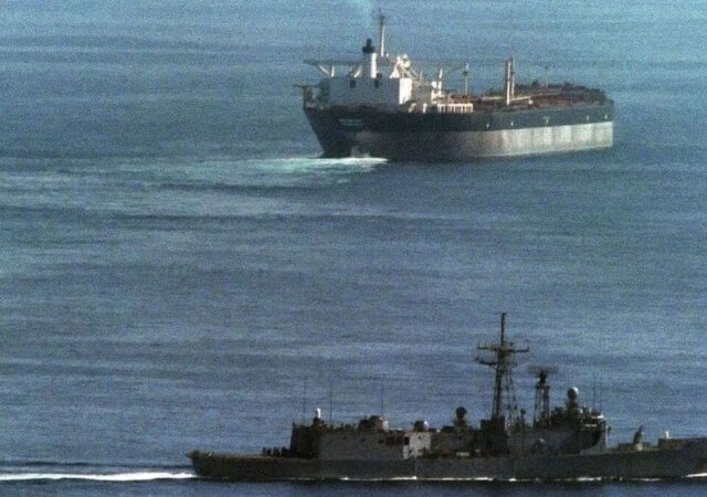 هشدار کمیسیون امنیت ملی مجلس درمورد تنگه هرمز