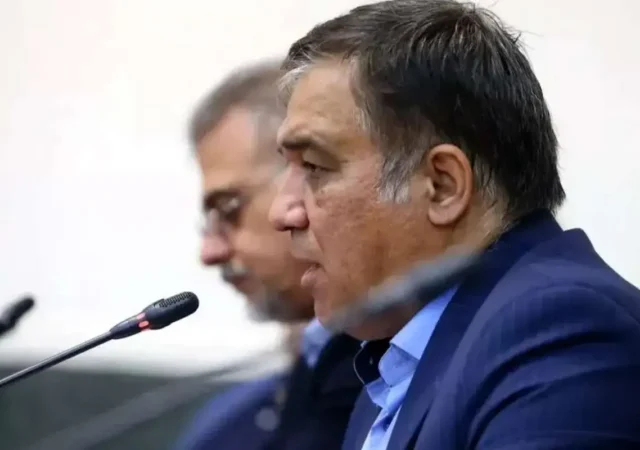 واکنش تاجرنیا به شایعات عدم تیمداری هلدینگ