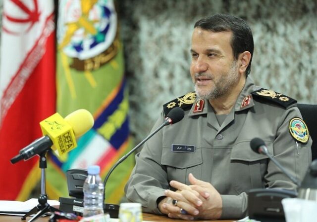 پاسداران این مسیر مقدس، همواره گوش به فرمان ولی فقیه هستند