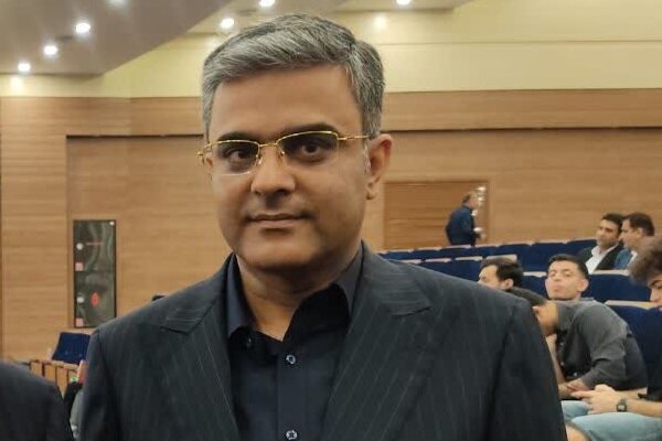اخلاقی: برخورد جدی با فعالیت های غیرمجاز درمانی در بوشهر انجام می شود