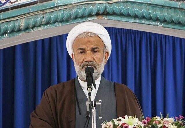 تاکید امام جمعه دشتستان بر صیانت از نوجوانان و جوانان در برابر دخانیات