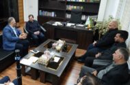 تجلیل مخبر از دو قهرمان پرافتخار وزنه‌برداری کشور