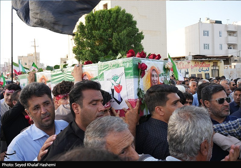 تشییع پیکر مطهر بانوی شهیده جنگ تحمیلی سوم در بوشهر شهید , اخبار بوشهر , اخبار استان بوشهر ,
