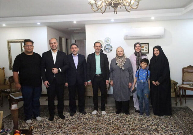 دیدار معاون صدا با مریم نشیبا؛ ما پیر شدیم ولی صدایمان نه!
