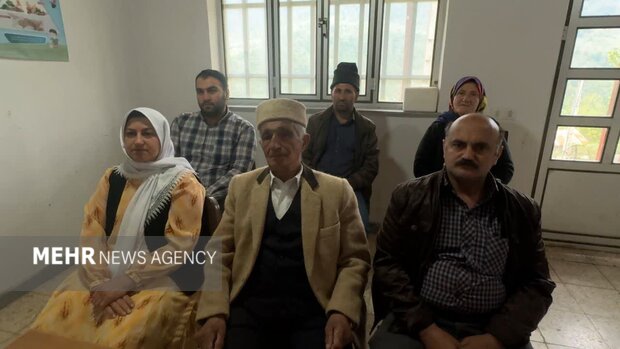 مشق سبز در ارتفاعات تالش؛ وقتی بهورز سلامت زمین را هم پایش می‌کند